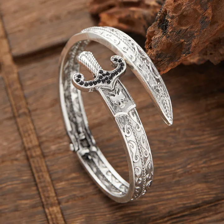 Retro%20Classic%20Creative%20Sword%20Shaped%20Bracelets%20for%20Men%20and%20Women%20Fashion%20Personality%20Exquisite%20Open%20Bracelets%20Party%20Jewelry%20%20-%20Image%204