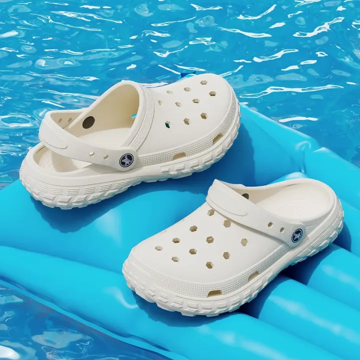 Men's%20and%20women's%20universal%20EVA%20anti-slip%20thick-soled%20breathable%20one-piece%20slippers,%20lightweight%20indoor%20and%20outdoor%20slippers%20-%20Image%203