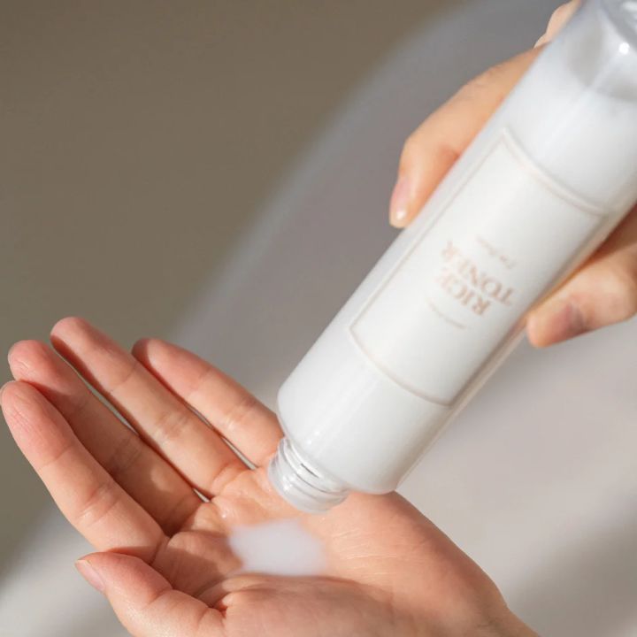 I'm%20From%20Rice%20Toner%20-%20150ml%20%7C%20Korean%20Skincare%20%7C%20Brightening,%20Hydrating%20&%20Skin%20Tone%20Care%20for%20All%20Skin%20Types%20-%20Image%205