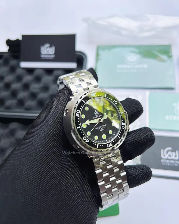 Steeldive%20Tuna%20Marineengineer%20Diver%20Watch%20with%20Engineer%20Bracelet%20Classy%20Diving%20Watch%20upto%20300m%20Automatic%20Japan%20Seiko%20Nh35A%20Movement%20Heavy%20Weight%20Big%20Dial%20Watch%20for%20Men%20-%20Image%202