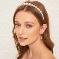 4-Piece Set of Fashionable and Simple Ultra-Fairy Pearl Headbands, Versatile Hair Accessories for Women, Suitable for Daily Casual Wear and Formal Attire.
