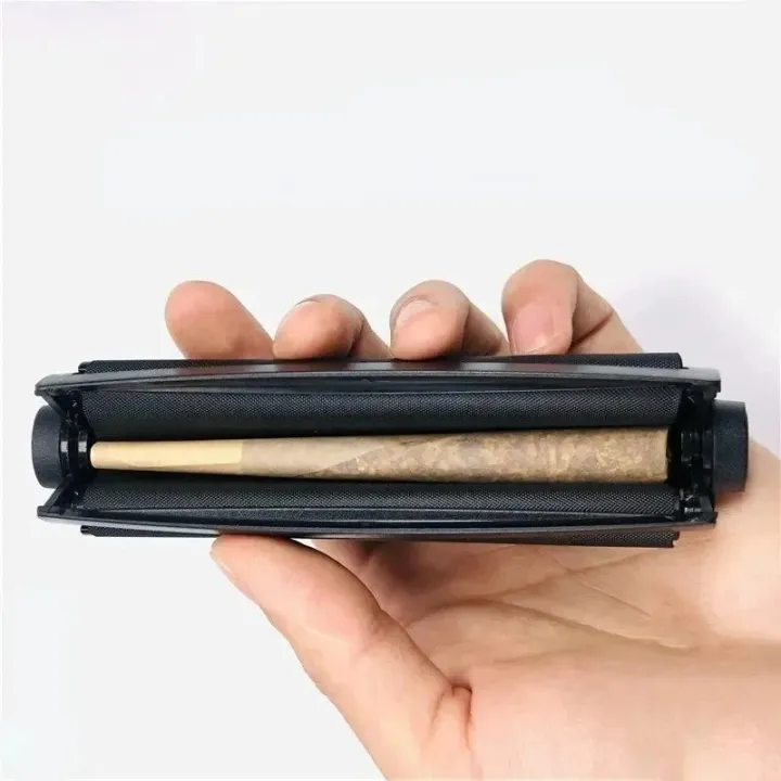 Portable%20Rolling%20Machine%20%7C%20Gift%20for%20men%20%7C%20joint%20rolling%20-%20Image%202