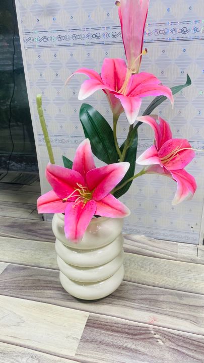 Artificial%20lily%20flower%20with%20ceramic%20vase%20-%20Image%202