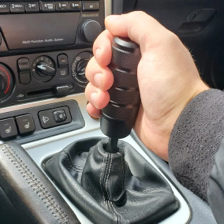 95MM%20Universal%20Non-Slip%20Gear%20Shift%20Knob%20Manual%20Transmission%20Aluminum%20knurled%20Shifter%20Lever%20Knob%20-%20Image%206
