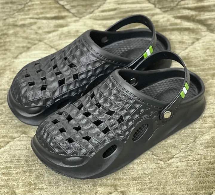 Mens%20New%20Clogs%20Slip-on%20Closed%20Toe%20Cap%20Hole%20Soft%20Sole%20EVA%20Walking%20Crocs%20Sandals%20-%20Image%208