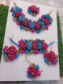 *Artificial Flower Jewelry Set*
*Choker Necklace, Earrings, Martha Tikka and 1 Hand Bracelet Attached With Adjustable Ring*
*13 color veriations*
*Wedding Occasion*. 