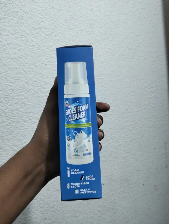 Biki%20Brand%203x%20Power%20Shoes%20Cleaner%20(BK2200)%20%E2%80%93%20200ml%20Instant%20Spotless%20Shine%20Kit%20with%20Brush,%20Cloth%20&%20Wipes%20-%20Image%204