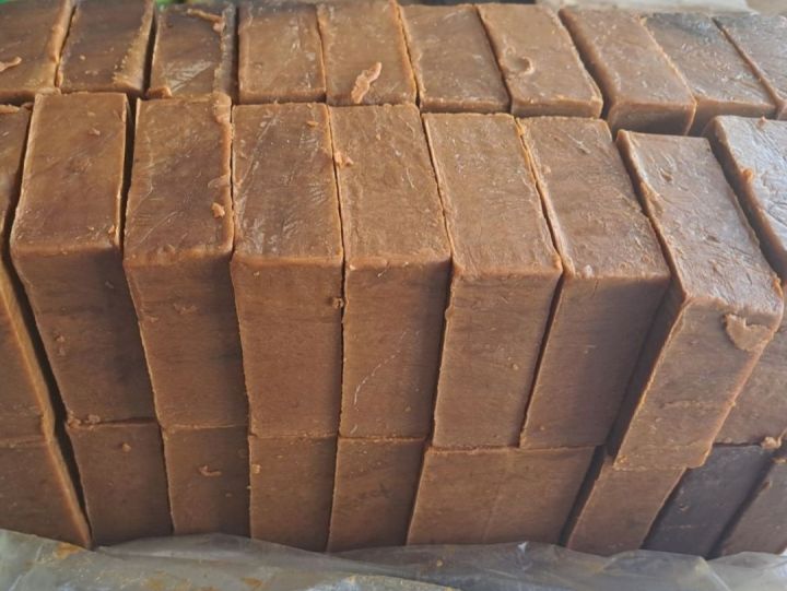 Old%20(kala)%20black%20sabun%20pack%20of%20(12%20piece's%20)for%20dish%20wash%20best%20Quality%20soap%20wash%20all%20stains%20-%20Image%202