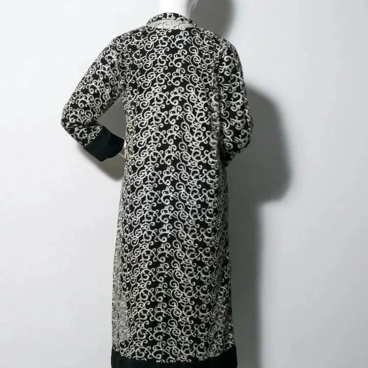 Black%20and%20Golden%20Dress%20-%20Image%203