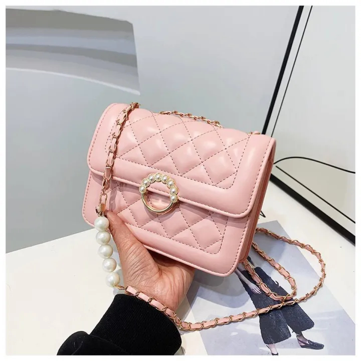 Pearl%20bag%20%7C%20Most%20Demanding%20%20sholder%20bag%20%7C%20big%20size%20-%20Image%204