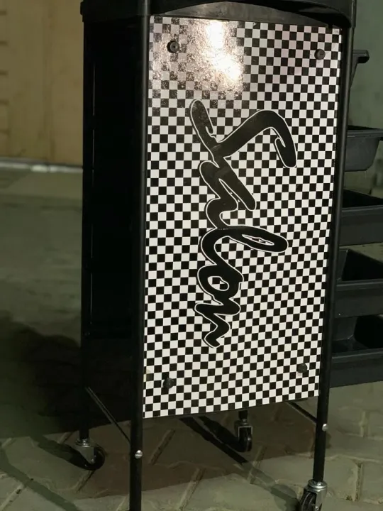 beauty%20salon%20trolley%20%7C%20parlor%20trolley%20%7C%20make%20up%20trolley%20-%20Image%205