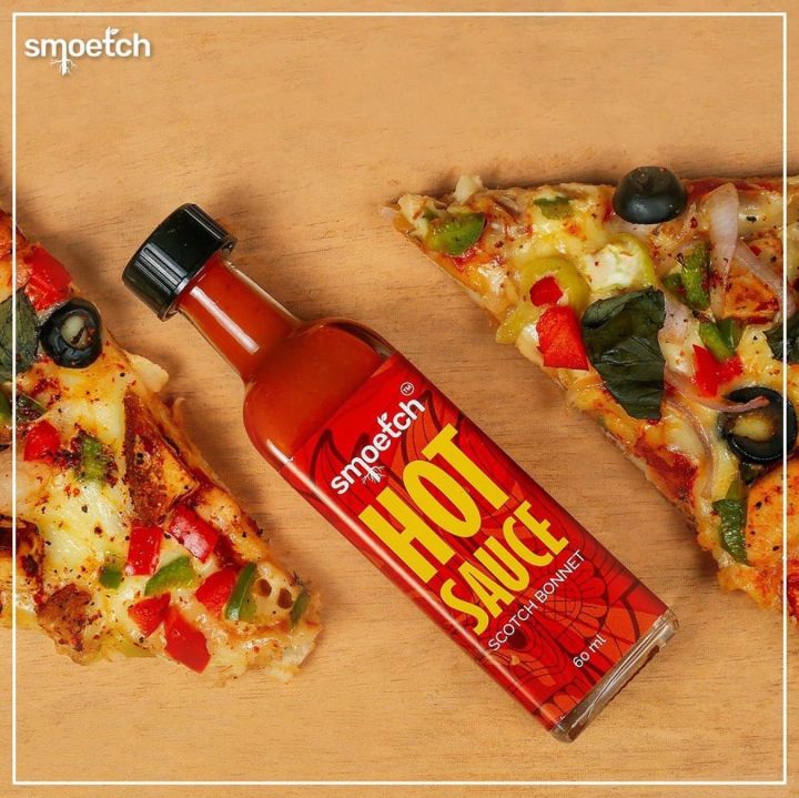 Smoetch%20Red%20Hot%20Sauce%2060ml%20-%20Image%203