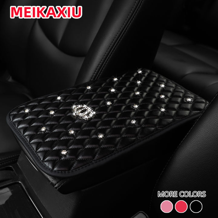 1%20PU%20Soft%20Comfort%20Diamond-Encrusted%20Crown%20Car%20Armrest%20Cushion%20Car%20Accessories%20Interior%20for%20Both%20Men%20and%20Women%20-%20Image%204