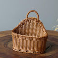 Wall Mounted Vegetable and Fruit Basket, Simulated Rattan Hanging Basket, Plastic Wall-mounted Hanging Basket, Home Decoration. 