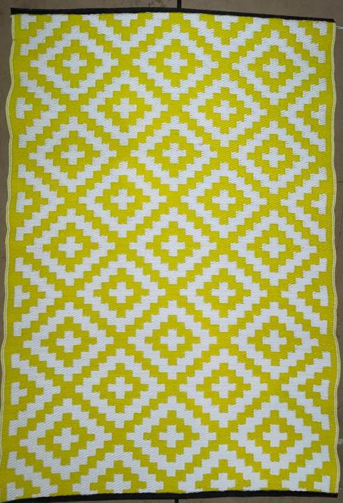 Plastic%20Mat%20%7C%20Indoor/Outdoor%20Portable%20Foldable%20Plastic%20Rug%20%7C%20Chitai%20Mat%20(4'%20x%206')%20-%20Image%204