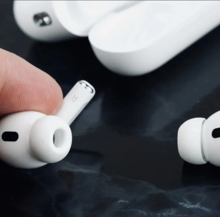 Airpods%20Pro%202%20-%20Image%203