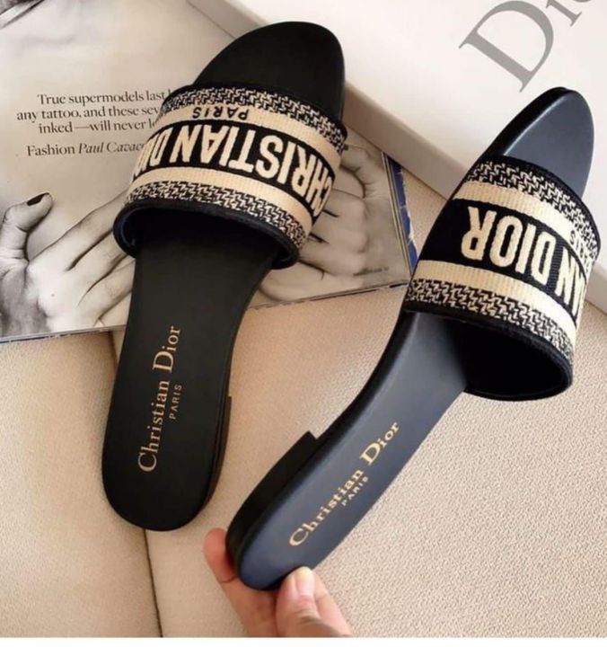 Christian%20Dior%20Dway%20slide%20-%20Image%204