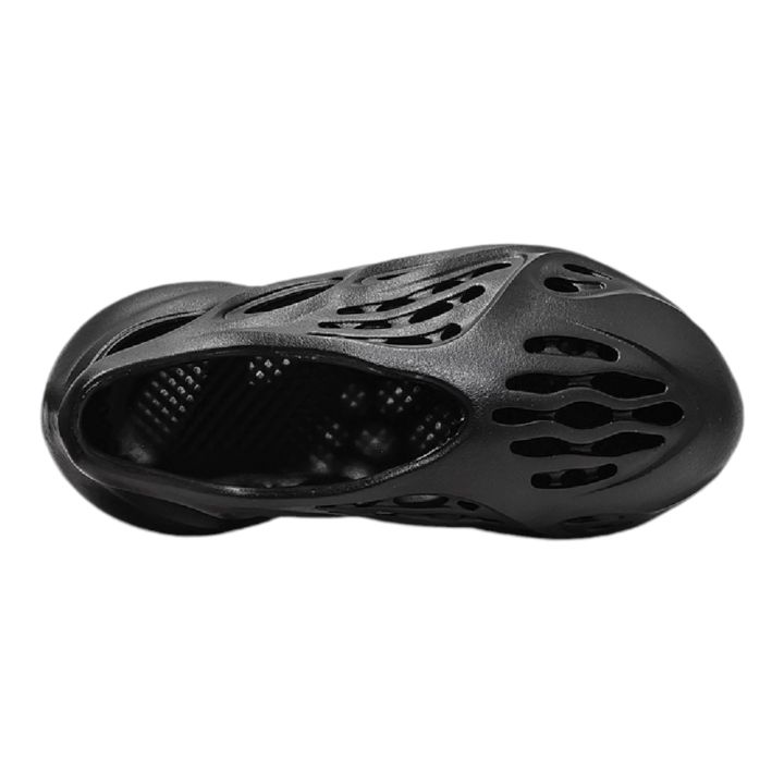 Yeezy%20Clogs%20Premium%20Quality%20Imported%20-%20Image%202