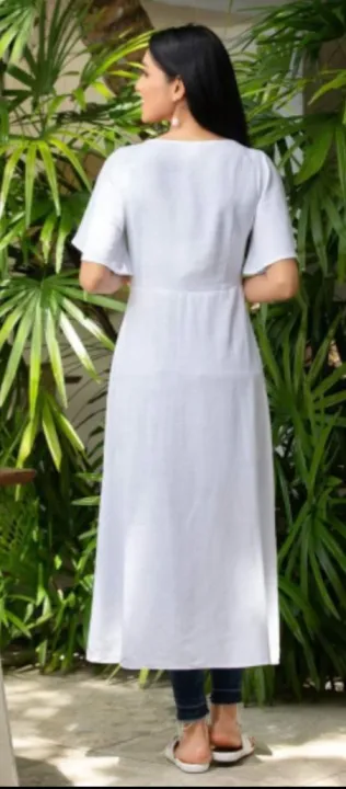 white%20top%20for%20womens%202023%20-%20Image%202