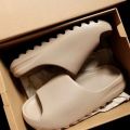 Brand High Quality Super Soft EVA Sole Summer Slippers for Men Bathroom Slippers Home Slides Couple Beach  Male Slipper. 