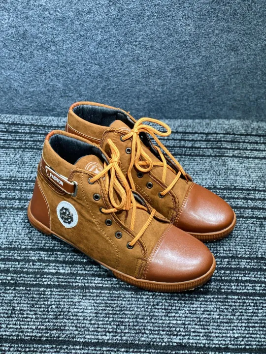 SHOES%20BROWN%20ANKEL%20BOOTS%20FOR%20MEN%20SOFT%20PU%20LEATHER%20AND%20LACE%20UP%20WITH%20RUBBER%20SOOL.%20-%20Image%205