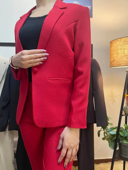 Boss%20Lady%20Single%20Breasted%20Classic%20Red%20Formal%20Blazer%20for%20Women%20-%20Image%203