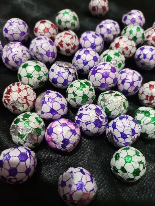 Football%20Chocolate%20jar%20Deal%20Tasty%20Old%20School%20Flavour%20-%20Image%202