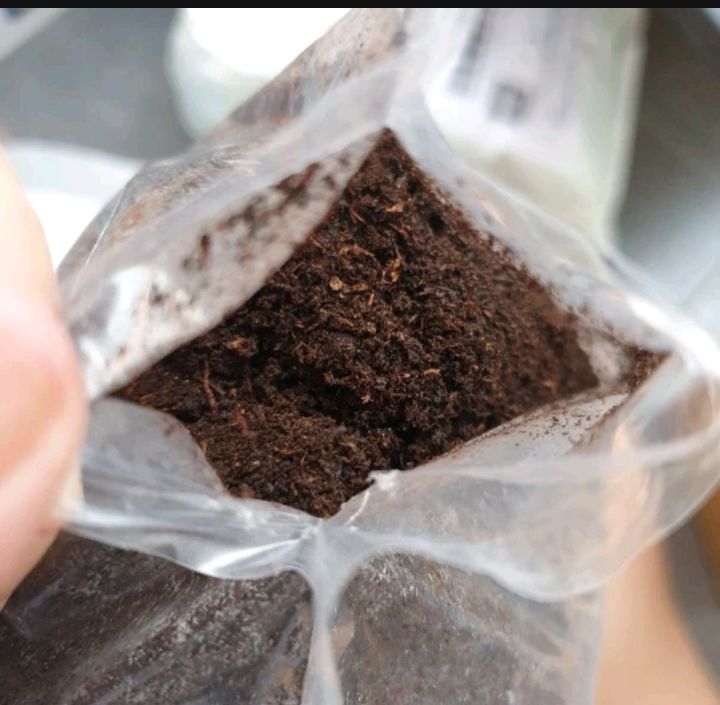 1%20liter%20of%20peat%20moss%20-%20Image%203