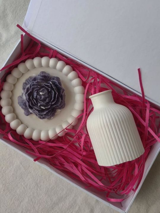 2 piece vase combo set (1.ribbed turbine vase 2.round bubble tray)