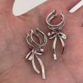 ဖဲကြိုး ကပ်နားဂတ် ribbon earrings (နားဖောက်စရာမလို ကပ် နားဂတ်)(1စုံ). 
