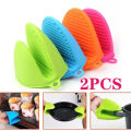 2 pcs Silicon pot holder - silicon oven mitts , heat resistant gloves , kitchen accessories anti slip baking mitts , silicon hot pot holders , best Kitchen tool. 
