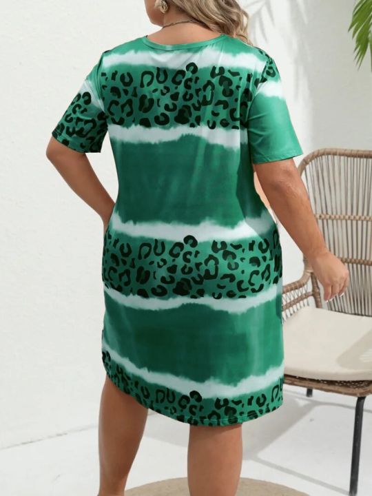 Plus%20Size%20%20Women's%201XL-8XL%20Fashion%20Casual%20Dress%20Short%20Sleeve%20Dress%20Tie%20Dye%20Leopard%20Short%20Sleeve%20V%20Neck%20Slight%20Stretch%20Dress%20-%20Image%203