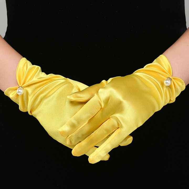 White%20satin%20wedding%20dress%20gloves%20Short%20elegant%20petal%20pearl%20bow%20mesh%20bridal%20gloves%20versatile%20photo%20accessories%20pearl%20retro%20-%20Image%207