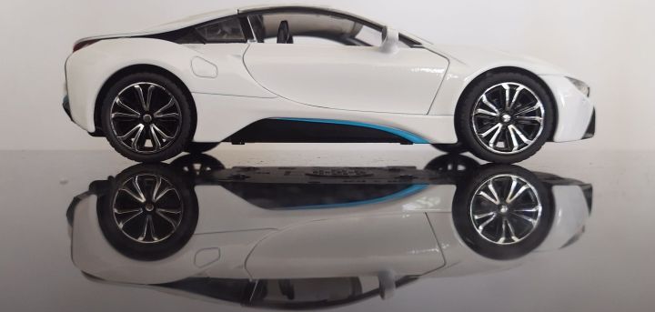 Diecasts%20&%20Toy%20Vehicles%20BMW%20I8%201:24%20Alloy%20Collection%20Model%20Car%20-%20Image%205