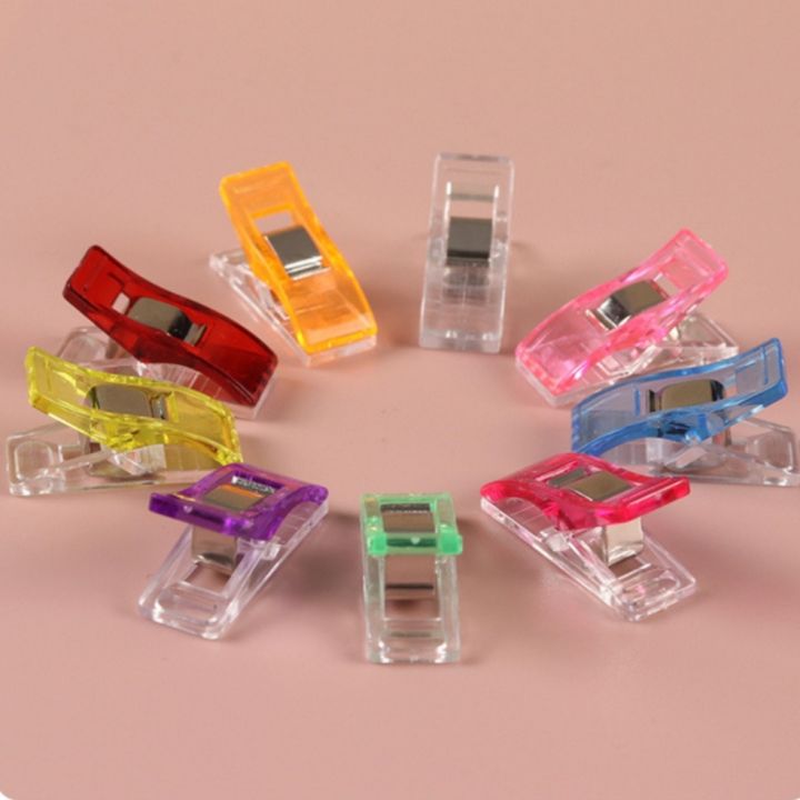 Multi-Color%20Sewing%20Clips%20Box%20%20%E2%80%93%20Stronghold%20Fabric,%20Leather%20&%20DIY%20Craft%20Clips%20%7C%20Durable%20Binding%20Clips%20for%20Crafting%20-%20Image%202