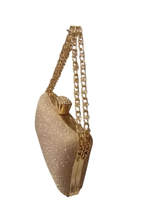 Golden%20Glitter%20Clutch%20Bag%20with%20Elegant%20Chain%20Strap%0ABridal%20bag%20purse%20for%20women%20and%20girls%20party%20and%20casual%20use%20unique%20style%20-%20Image%202