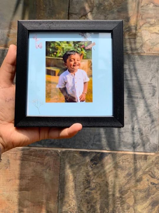 Mini%20photo%20frame%20-%20Image%204