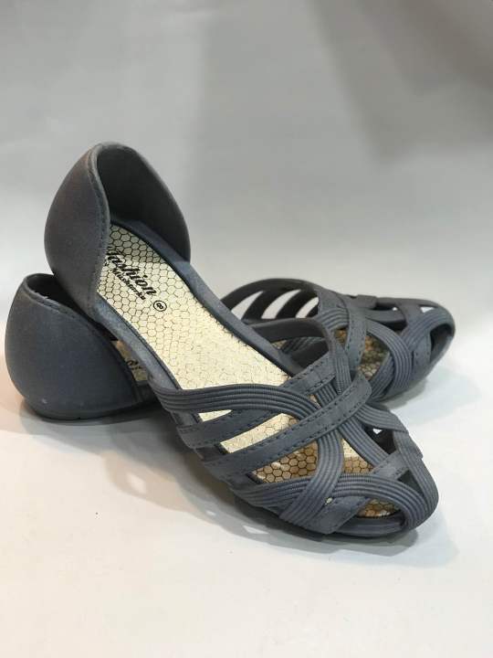 Pure%20Nylon/Plastic%20Stylish%20Casual%20Soft%20Anti%20slip%20shoes%20for%20girls/womens%20,New%20arrivals%20Light%20weight%20Rubber%20shoes%20for%20girls%20-%20Image%206