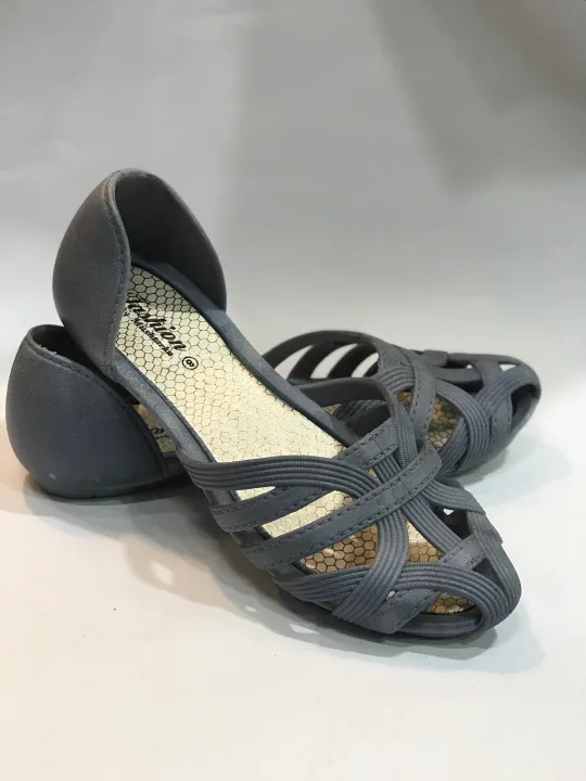 Pure%20Nylon/Plastic%20Stylish%20Casual%20Soft%20Anti%20slip%20shoes%20for%20girls/womens%20,New%20arrivals%20Light%20weight%20Rubber%20shoes%20for%20girls%20-%20Image%206