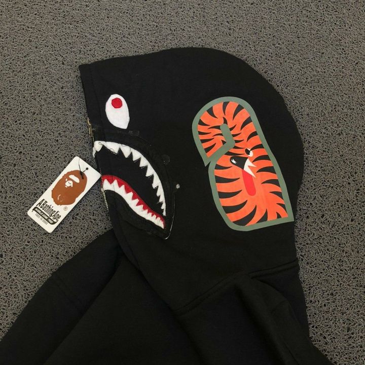 MI'TESORO%20BAPE%20%20Hoodie%20CAMO%20SHARK%20FULL%20ZIP%20HOODIE%20For%20Both%20-%20Image%204