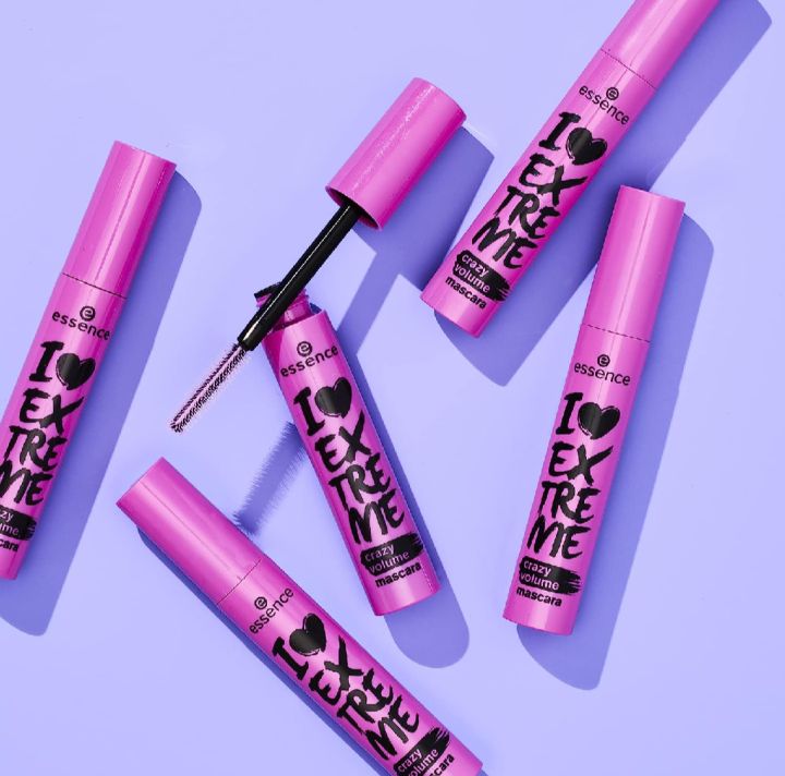 Essence%20I%20Love%20Extre-me%20Crarzy%20Volume%20Mascara%20-%20Image%202