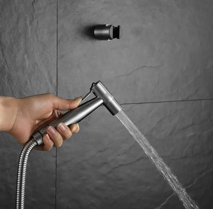 MUSLIM%20SHOWER%20STAINLESS%20STEEL%20WITH%20HOLDER%20AND%201%20METER%20CHAIN%20-%20Image%205