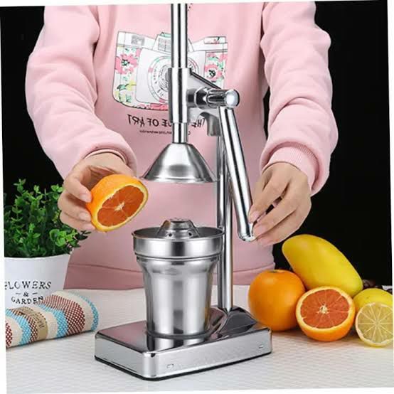 Manual juscer machine