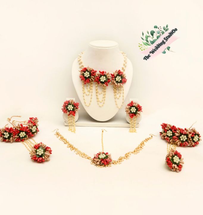 Artificial flowers Jewellery set