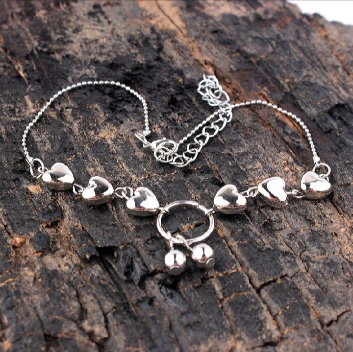 Charming%20Silver%20Love%20Heart%20Beaded%20Anklet%20%E2%80%93%20Fashionable%20Women%E2%80%99s%20Payel%20Nupur%20for%20Eid,%20Gift,%20or%20Casual%20Wear%20-%20Image%206