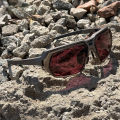 SEAMERGO Retro Polarized Cycling Sunglasses Man High-end 2025 Outdoor Activities UV Resistant Cyberpunk Glasses Walk The Show. 