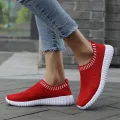 Women's Ultra Light Oversized Running Shoes, Fashionable Fly Woven Breathable Sports Sneakers. 