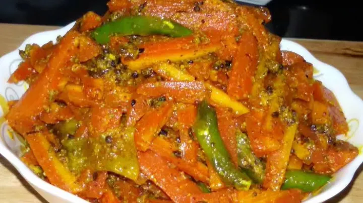 Home-made%20Mix%20Vegetable%20Achaar%20(Pickle)%20-%20Image%204