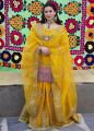 MAYO DRESS WORN BY HANIA AMIR. 