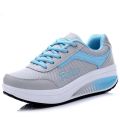 Women Sneakers Shoes Fashion Women Vulcanized Shoes High Quality Flats Shoes Women Walking Blatform Plus Size shoes 8391. 